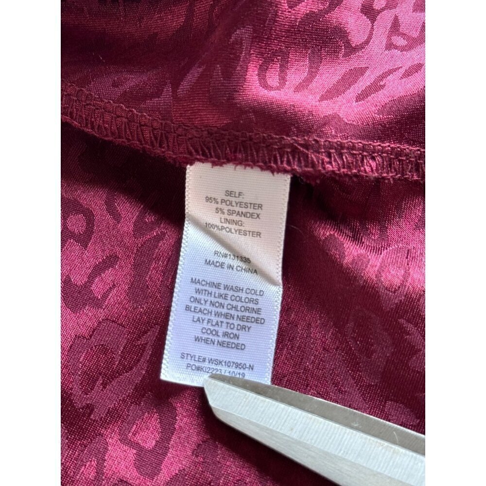 Socialite Burgundy Shiny Animal Print MIDI Lined Skirt Size M Side Slit NEW - Picture 4 of 8